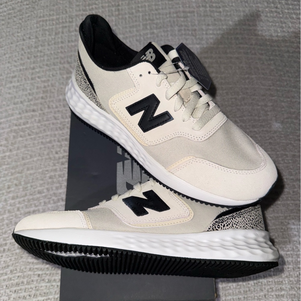 New Balance Kid’s Beige and Black Sneakers